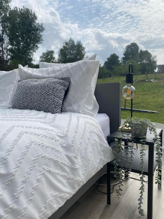 La Bulle Du Bon'Heure Hotel Somme-Leuze ภายนอก รูปภาพ